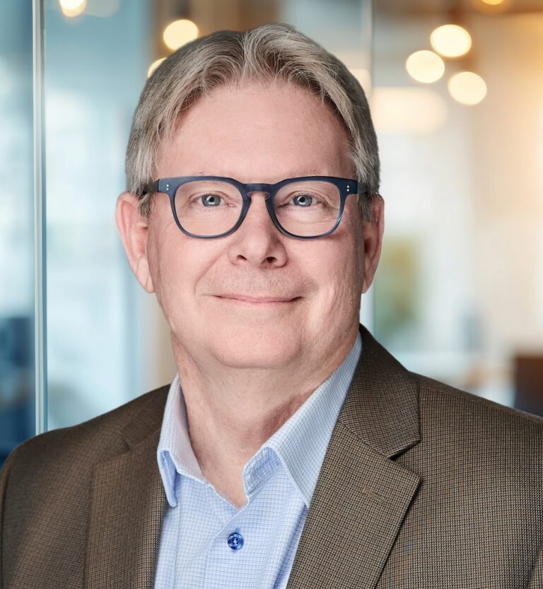Headshot of Stephen Murray, Chief Information Officer for Feed the Children.